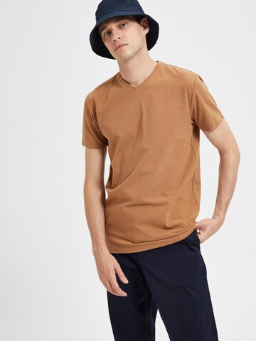 SELECTED HOMME Shirt in Brown