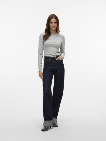 T-shirt 'AWZadie' VERO MODA en gris