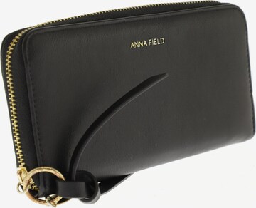 Anna Field Small Leather Goods in One size in Black: front