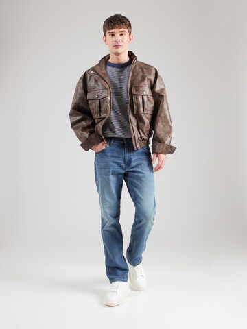 Regular Jean 'GREENSBORO' WRANGLER en bleu