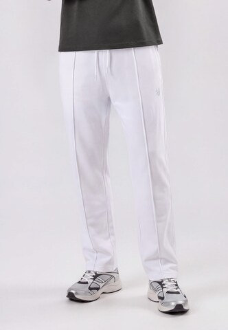 Sergio Tacchini Loosefit Sporthose in Weiß