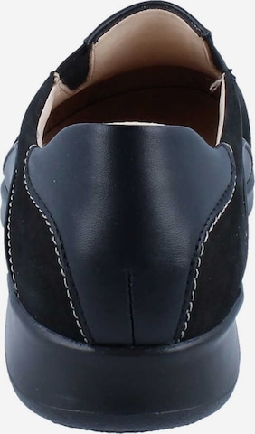 Finn Comfort Classic Flats in Black