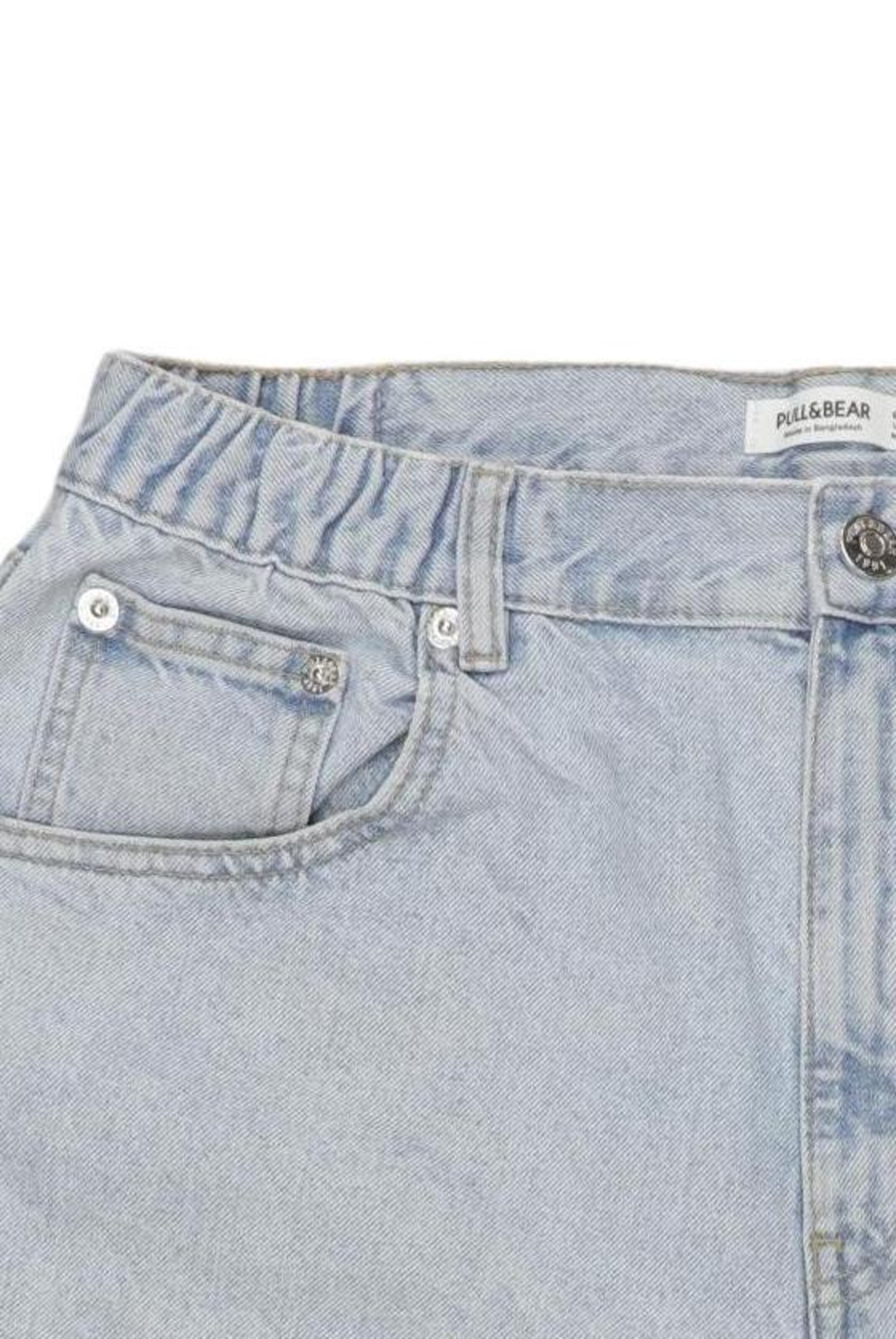 Pull&Bear Shorts in 9XL in Blue