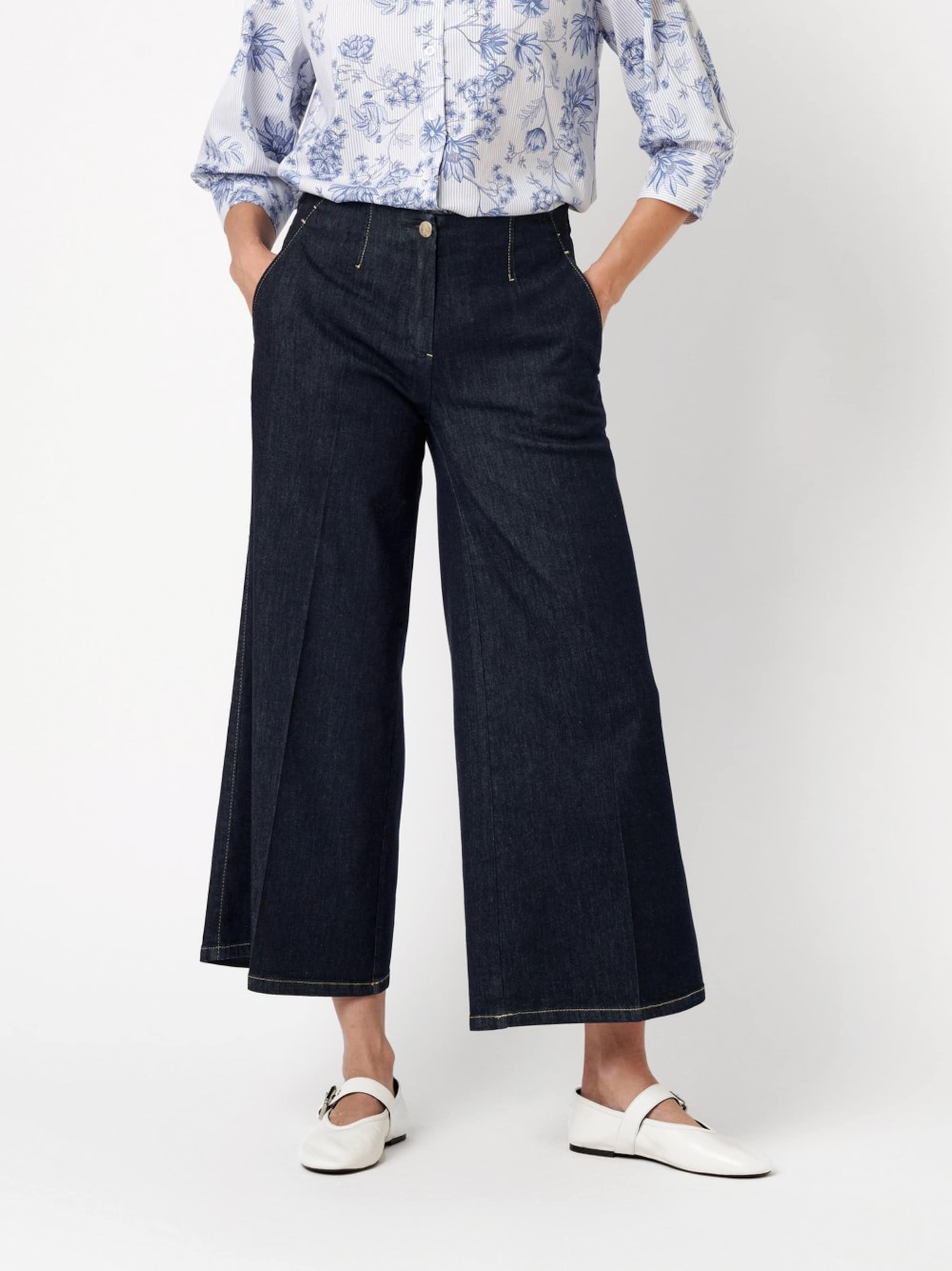 TONI Wide leg Jeans in Blue: front