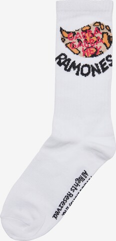 Merchcode Socken 'Ramones' in Beige
