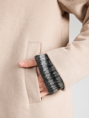 GERRY WEBER Välikausitakki värissä beige