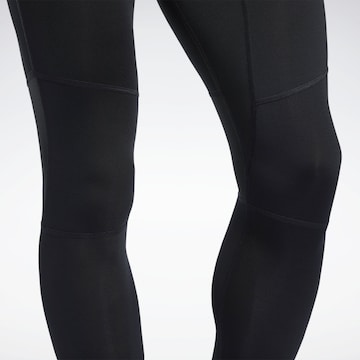 Reebok Skinny Sporthose in Schwarz