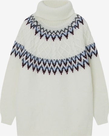 Pull&Bear Sweater in White: front