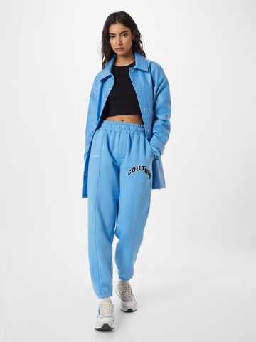 Regular Pantalon 'CHENILLE' The Couture Club en bleu