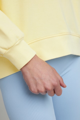 The Jogg Concept Sweatshirt in Yellow