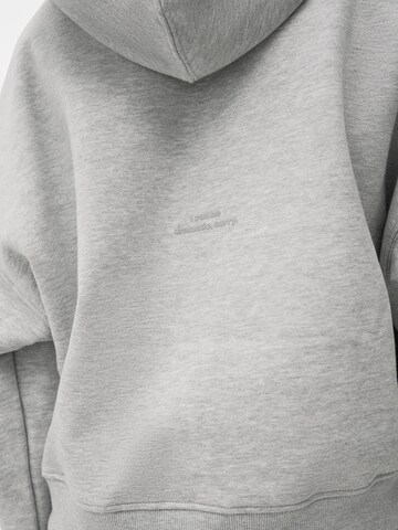 Bershka Sweatshirt in Grau
