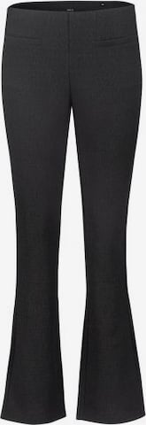 zero Slim fit Pants in Black: front