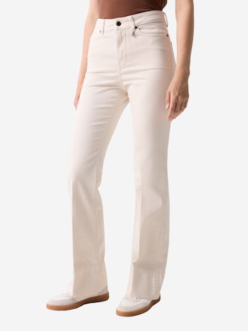 BOGNER Flared Jeans ' Devin ' in Weiß: Vorderseite