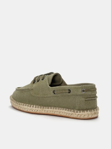 Pull&Bear Mokassin in Grün