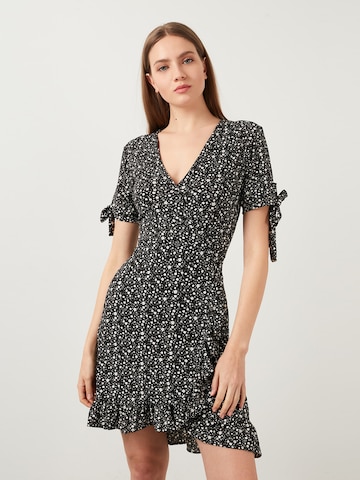 Robe d’été 'Lela' LELA en noir : devant