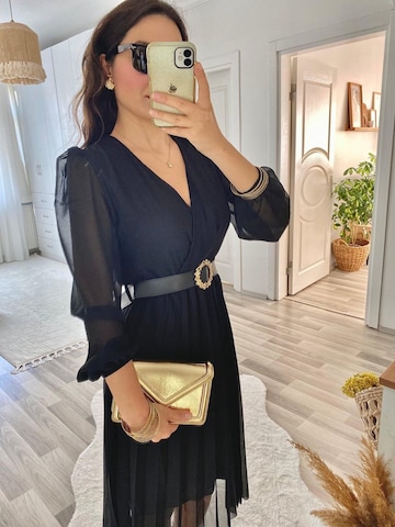 JANE's Kleid‌‌‌‌‌‌ in Schwarz