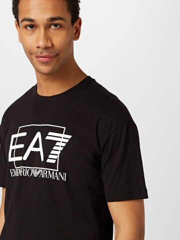 Maglietta di EA7 Emporio Armani in nero