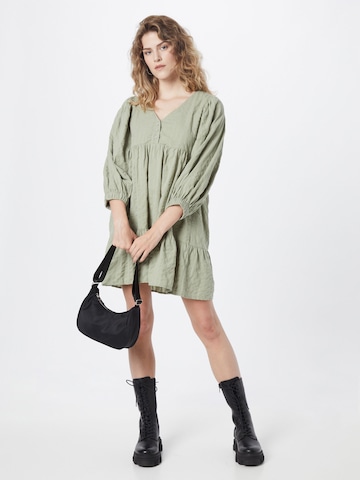 Cotton On - Vestido camisero 'ZERHA' en verde