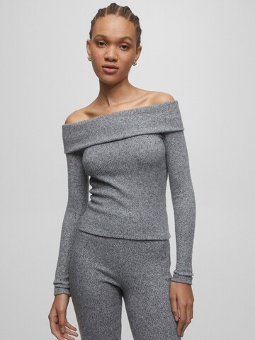 Pull&Bear Pullover in Grau: predná strana