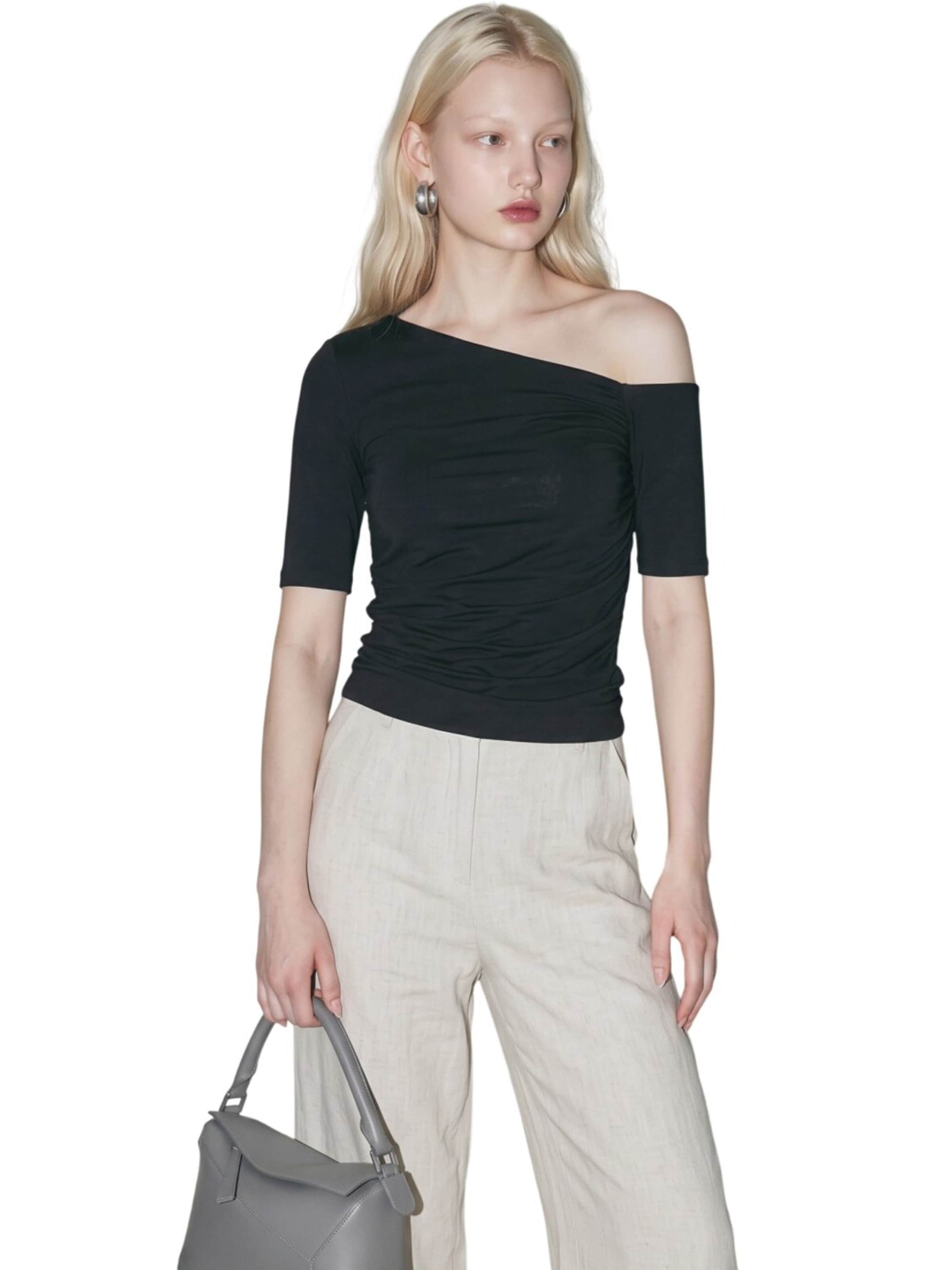 Alexa Dash Shirt‌ in Schwarz