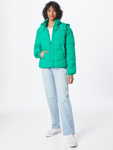 Veste d’hiver 'Jamilla' PIECES en vert