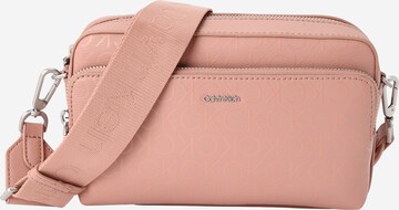 Calvin Klein - Mala de ombro 'Must' em rosa: frente