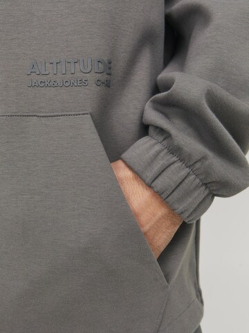 Sweat-shirt 'Altitude' JACK & JONES en gris