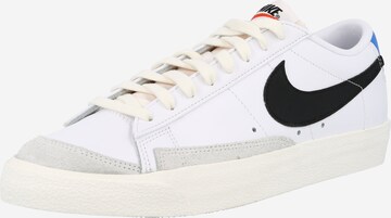 Nike Sportswear Platform trainers 'BLAZER LOW 77 VNTG' in White: front