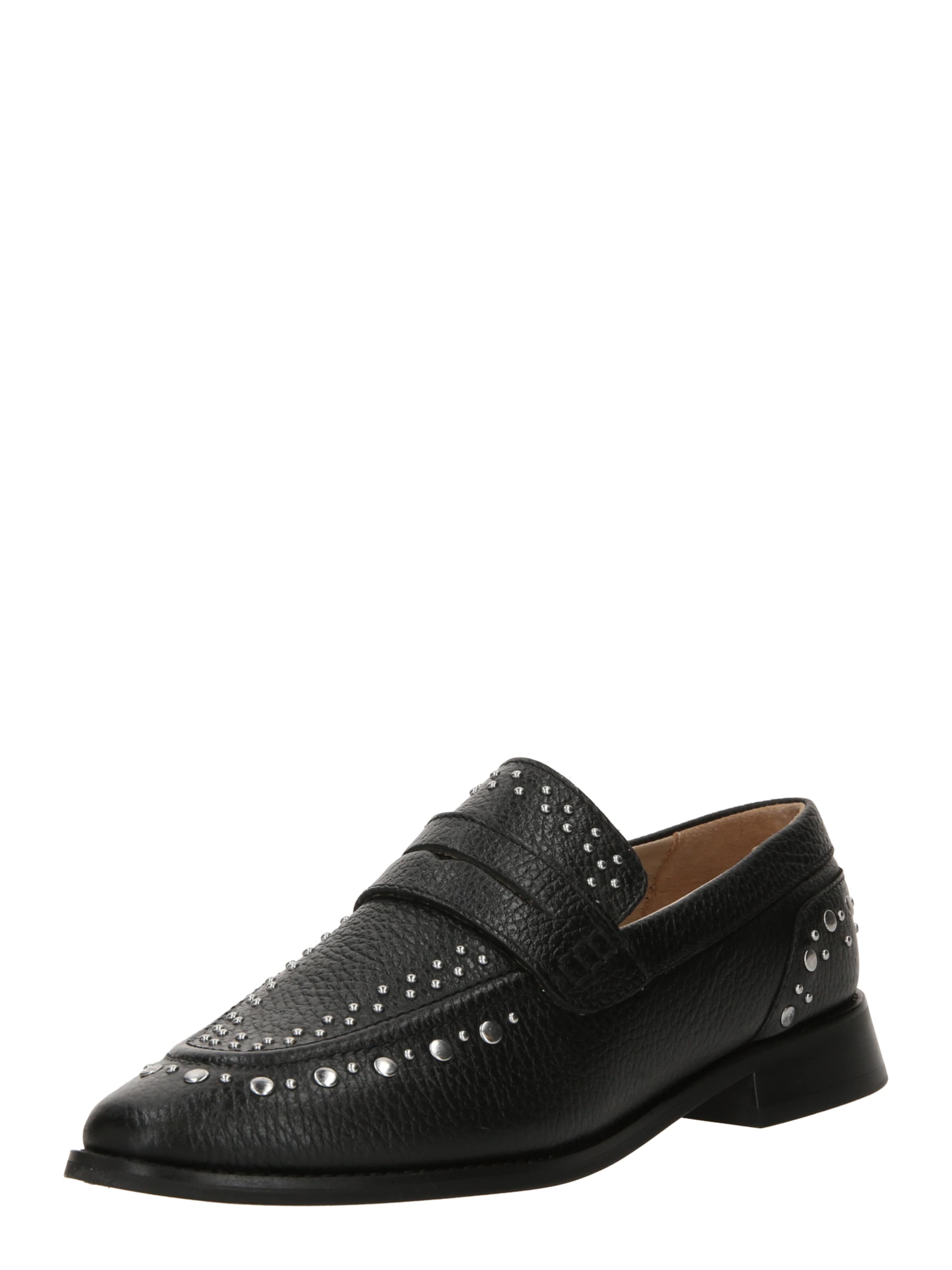 Chaussure basse &#x27;Melia&#x27; ABOUT YOU en noir : devant