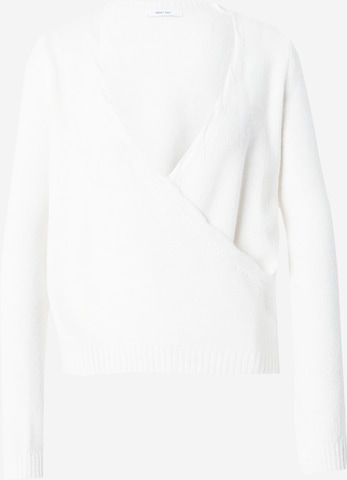 ABOUT YOU Sweater 'Thorina' in White: front