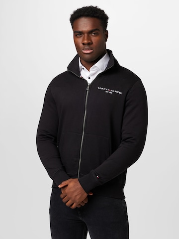 TOMMY HILFIGER Zip-Up Hoodie in Black: front