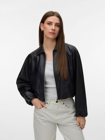 Veste mi-saison 'VMCaia' VERO MODA en noir : devant
