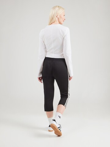 ADIDAS ORIGINALS Слим Штаны в Черный