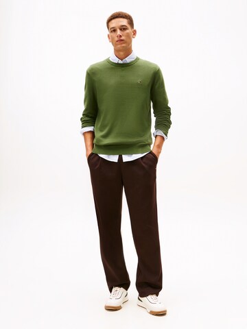 Pulover 'Essential' de la TOMMY HILFIGER pe verde