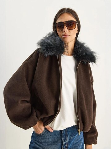 Bianco Lucci - Casaco meia-estação em castanho