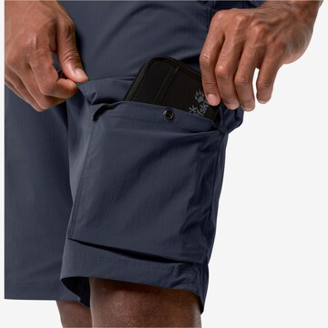 JACK WOLFSKIN Regular Outdoorshorts 'Wanderthirst' in Blau