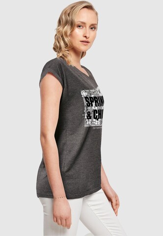 Merchcode T-Shirt 'Spring And Chill' in Grau