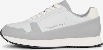 Baskets basses ' ' Calvin Klein Jeans en gris : devant