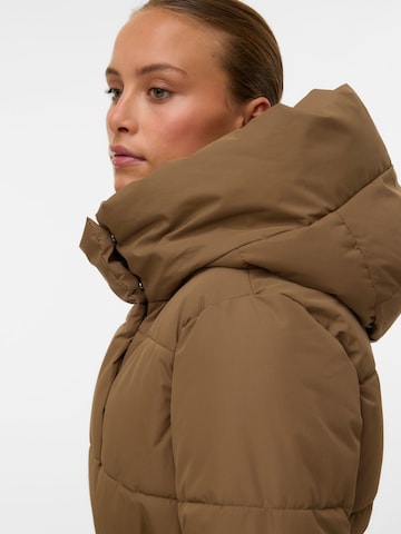 Veste d’hiver 'MIA' VERO MODA en marron