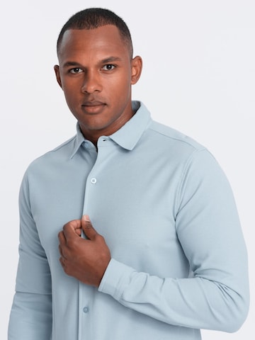Coupe slim Chemise Ombre en bleu