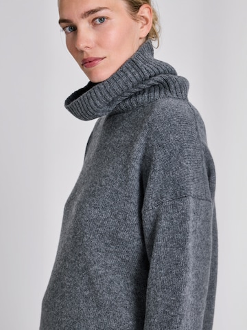 LISVA Pullover ' Vera ' i grå: side