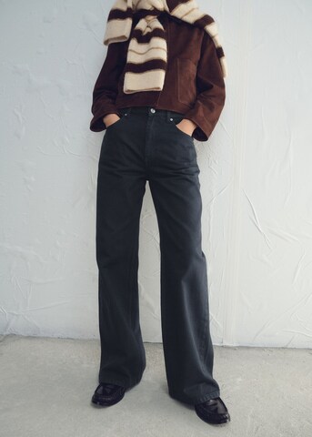 MANGO Regular Jeans in Grau: Vorderseite