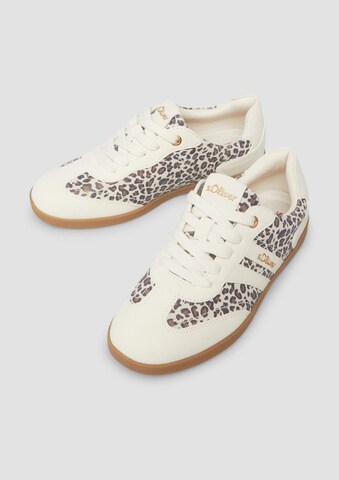 Baskets s.Oliver en beige