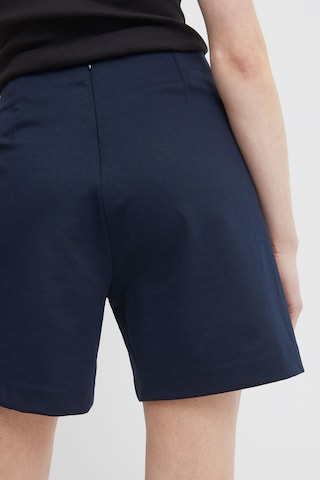 regular Pantaloni di ICHI in blu