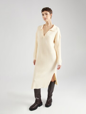 BRAVE SOUL Gebreide jurk in Beige: voorkant