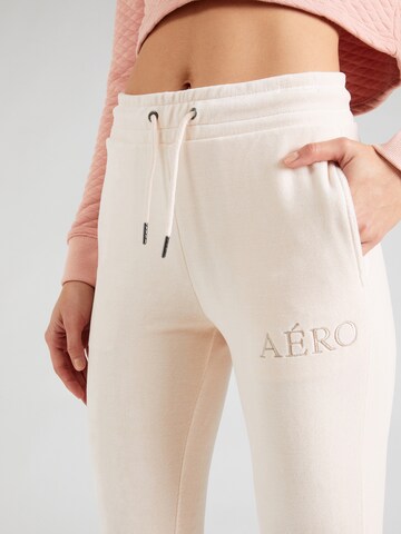 AÉROPOSTALE - Tapered Pantalón en beige