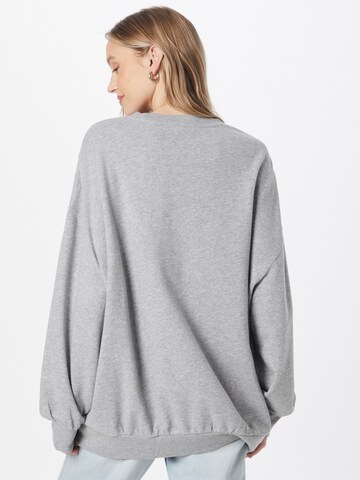 LEVI'S ® Sweatshirt 'Graphic Prism Crew' in Grau