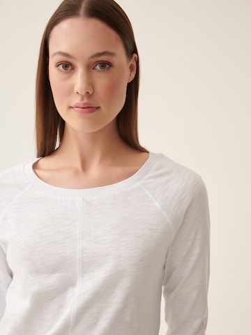 Camicia da donna 'AZA' di TATUUM in bianco