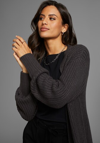 LAURA SCOTT Knit Cardigan in Grey