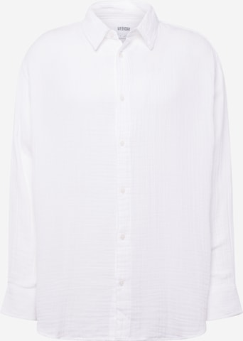 WEEKDAY Comfort fit Button Up Shirt in White: front